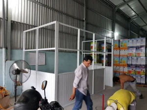 AI CẦN LÀM VÁCH NGĂN PHÒNG MÁY LẠNH, BƠI HẾT VÀO ĐÂY văn phòng đơn giản bằng nhôm kính kết hợp thạch cao với thời gian thi công cực ngắn