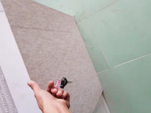 TẤM THẠCH CAO VĨNH TƯỜNG VÀ CÁCH NHẬN BIẾT CHÍNH XÁC Tấm thạch cao Vĩnh tường chống ẩm