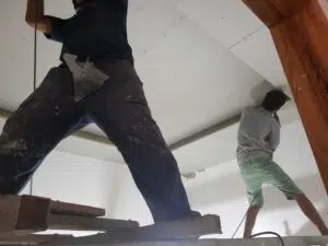 ĐÓNG, LÀM THẠCH CAO Ở BIÊN HÒA Một công trình đóng thạch cao cho biệt thự tại kdc Đại Quang thuộc Dĩ An, Bình Dương